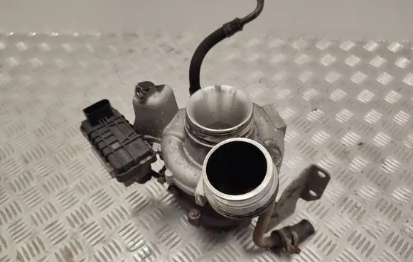 BMW 7 F01 F02 F03 F04 Turbo 7799758