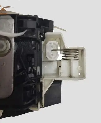 Volvo V40 Front door lock 932634103 9334451074 31276219