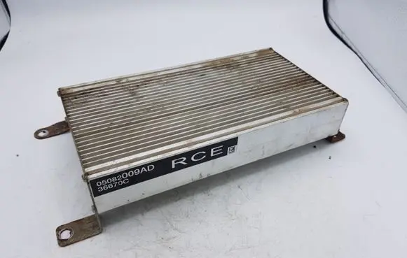 Chrysler Pacifica Sound amplifier 05082009AD 36670C