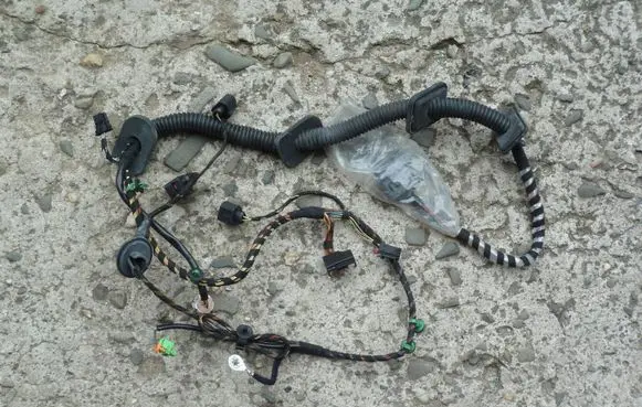 Porsche Cayman 987 Front door wiring loom/harness boot 