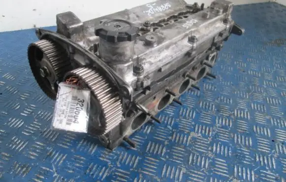 Volvo S40, V40 Engine head 