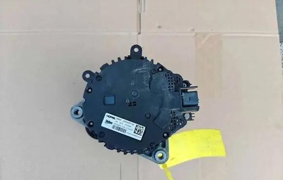 Fiat Panda III Generator/alternator 00522087180 2740599A 823323202