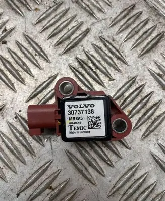 Volvo V50 Airbag deployment crash/impact sensor 30737138 8840A6