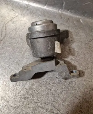 Ford Mondeo MK V Engine mount bracket BG916F012EA