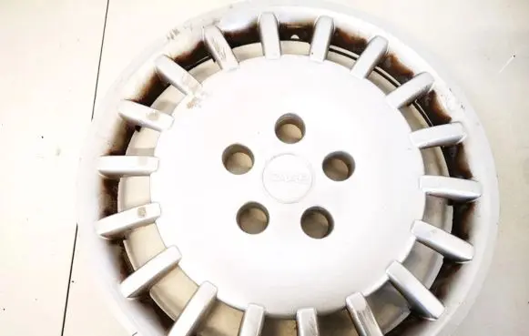 Saab 9-5 R15 wheel hub/cap/trim 4566030