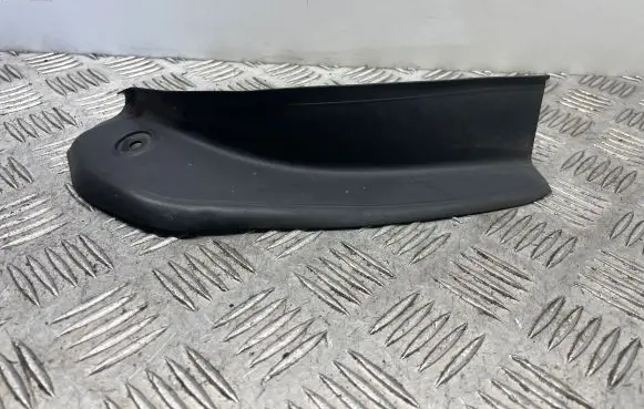 BMW 3 F30 F35 F31 Rear/tail light trim molding 7290651