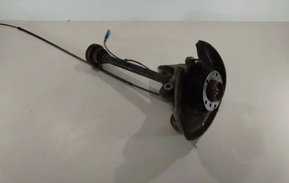 BMW 5 E60 E61 Rear wheel hub 33326770924