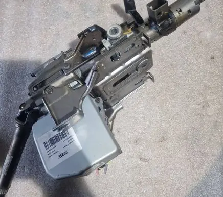 Renault Modus Steering wheel axle 8200307154A 50300689LHD