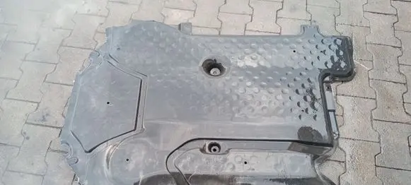 Mercedes-Benz C W204 Engine splash shield/under tray A2045203323MERC A2045203323
