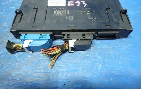 BMW 3 E90 E91 Central body control module 9226333 4600067510