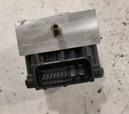 Citroen Xantia ABS Pump 9625975480