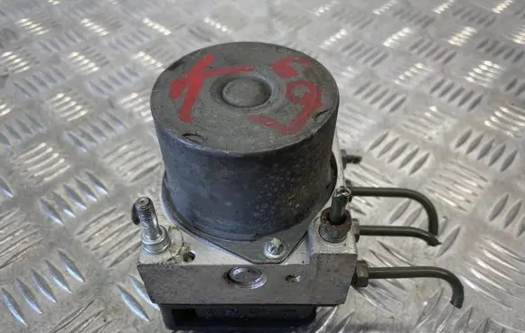 Toyota Aygo AB10 ABS Pump 445100H010