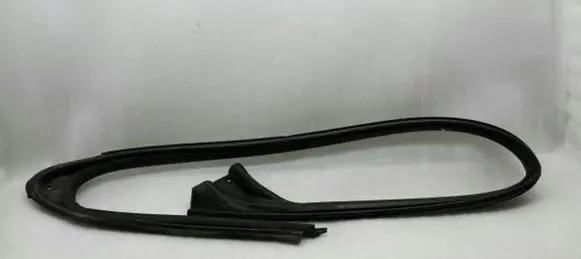 Jaguar XK - XKR Rubber seal front coupe door C2P13699