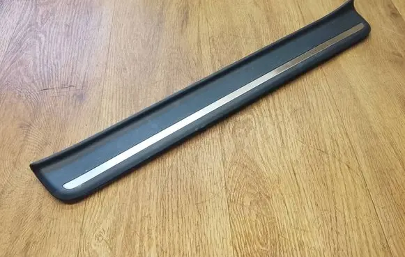 KIA EV6 Front sill trim cover 85883CV500