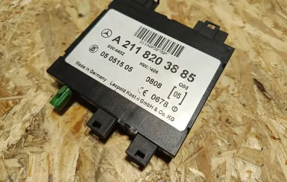 Mercedes-Benz CLS C219 Keyless (KESSY) go control unit/module A2118203885 05051505 S4402