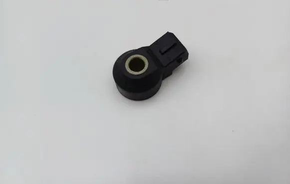 Mercedes-Benz S W220 Detonation knock sensor 0031538628 0261231110