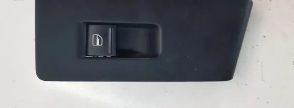 Volkswagen PASSAT B7 Electric window control switch 7L69598558