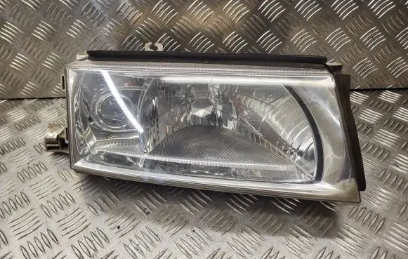 Skoda Octavia Mk1 (1U) Headlight/headlamp