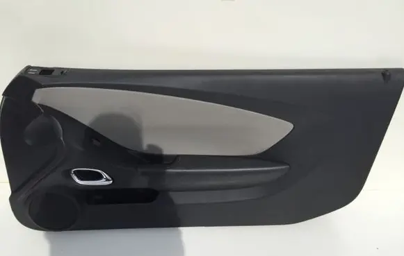 Chevrolet Camaro Front door card panel trim 92236474