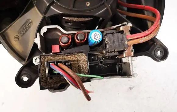Mercedes-Benz E W211 Heater blower motor/fan resistor A2308210251