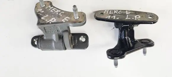 Mercedes-Benz E W212 Front door hinge set