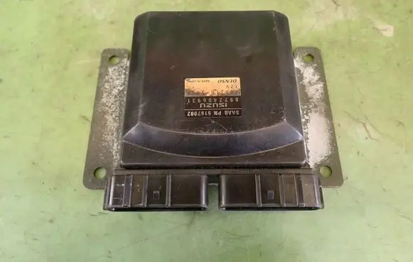 Saab 9-5 Fuel injection control unit/module 