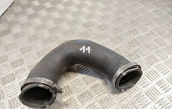Audi Q7 4L Intercooler hose/pipe 7L6145972E