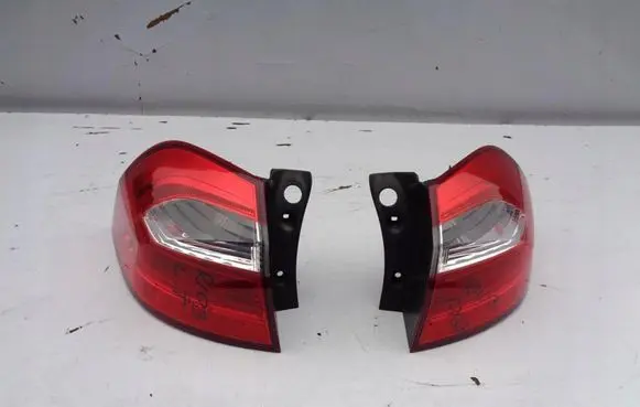 KIA Rio Rear/tail lights