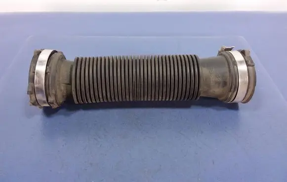 Nissan NV200 Air intake hose/pipe 8200721179