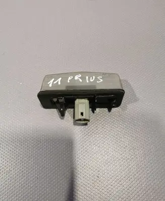 Toyota Prius (XW30) Number plate light