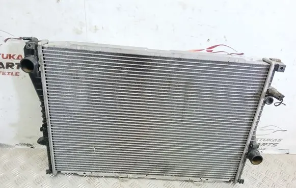 BMW 5 E39 Coolant radiator 