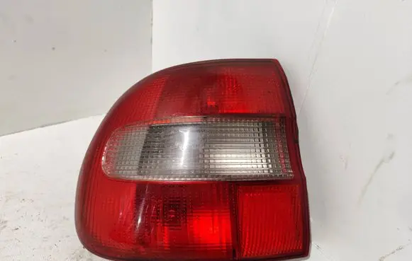 Volvo S40, V40 Rear/tail lights 308019