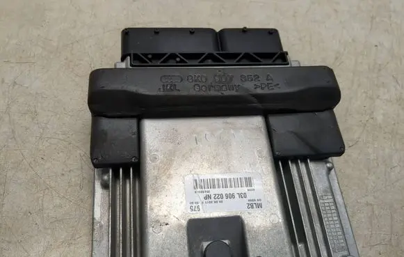 Audi A5 8T 8F Engine control unit/module 03L906022NP 35202006
