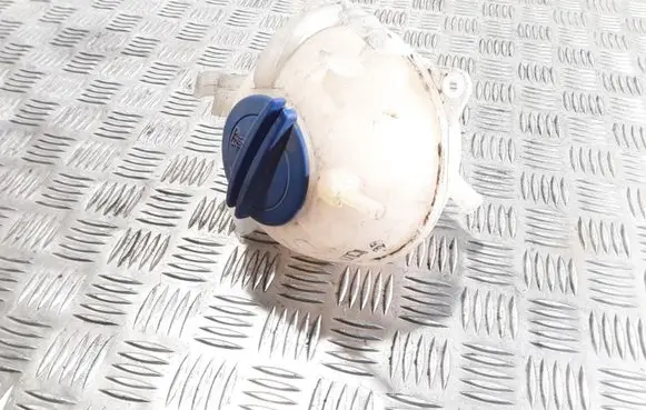 Volkswagen Beetle A5 Coolant expansion tank/reservoir 5C0121407A