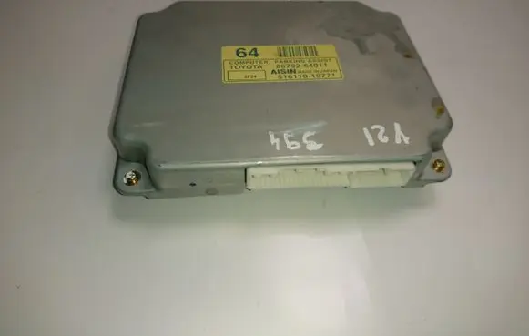 Toyota Corolla Verso AR10 Parking PDC control unit/module 8679264011