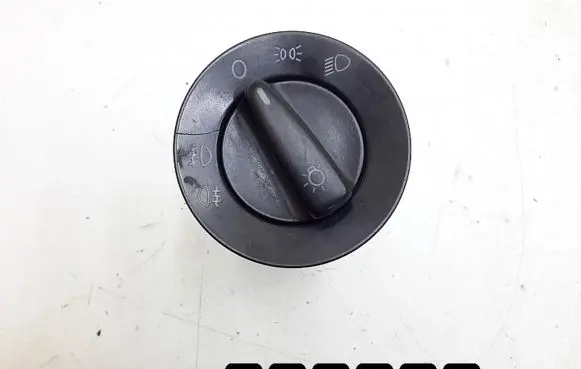Volkswagen Golf IV Light switch 1c0941531a