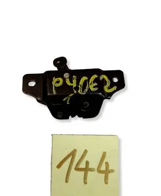 Peugeot 406 Tailgate lock latch 871951