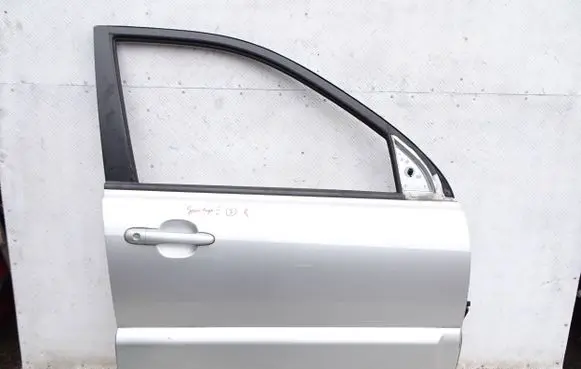 KIA Sportage Front door