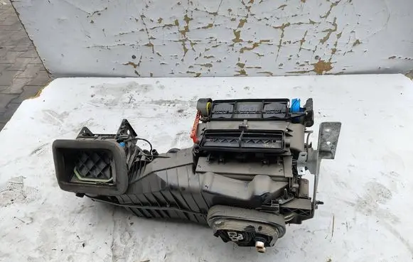 Volkswagen Caddy Interior heater climate box assembly 2K5820003N