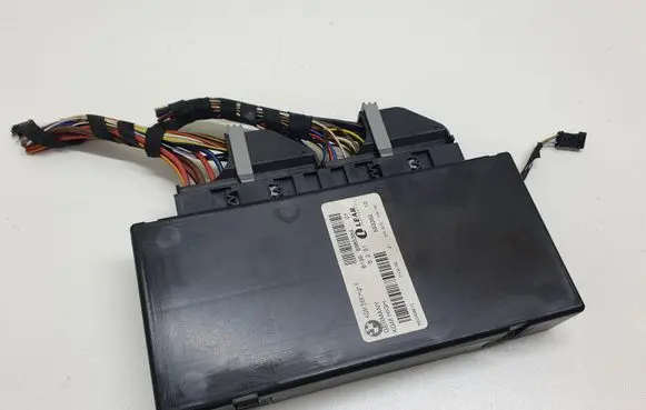 BMW 5 E60 E61 Comfort/convenience module 6985364 61356985364 6135698536401