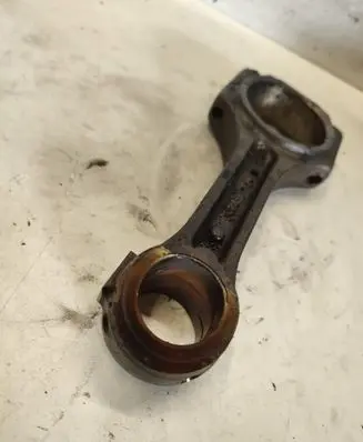 Hyundai Santa Fe Connecting rod/conrod 
