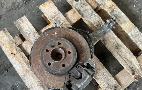 BMW 5 F10 F11 Front wheel hub
