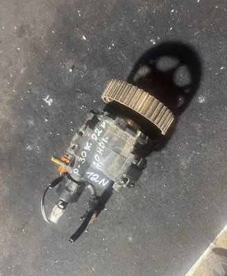 Peugeot 307 Fuel injection high pressure pump 9636818480