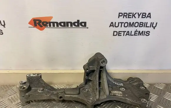 Fiat Ducato Engine mounting bracket 5802385134