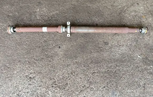 Dodge Durango Middle center prop shaft P52123731AB TYG2159G0113