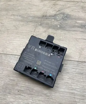 Mercedes-Benz C W204 Door control unit/module A2129004214 200712 2841504602300