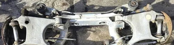 BMW 5 E39 Rear axle beam 