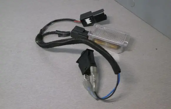 Hyundai Tucson JM Glove box light 9351021000