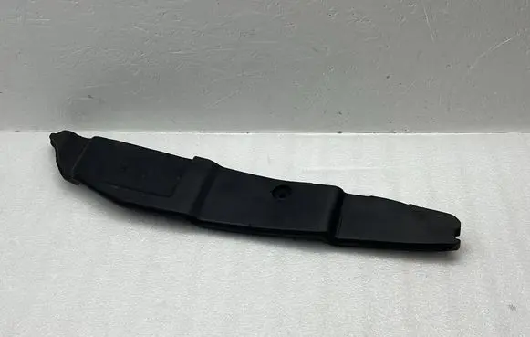 Audi A3 8Y Fender foam support/seal 8Y0864236