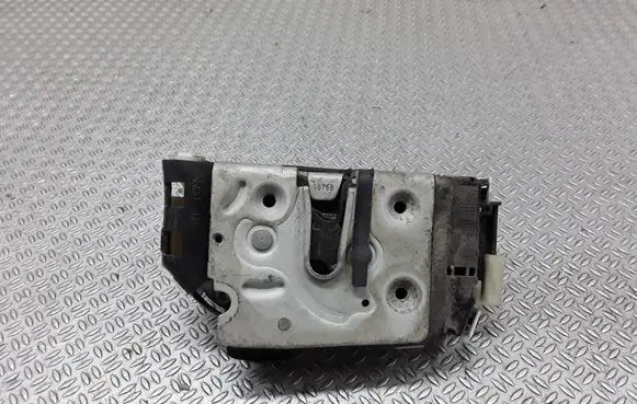 Dodge Caliber Rear door lock